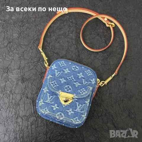 LV / Crossbody / Blue / Дамска Синя Чанта Естествена Кожа За През Рамо 13x18x5см Код ch58