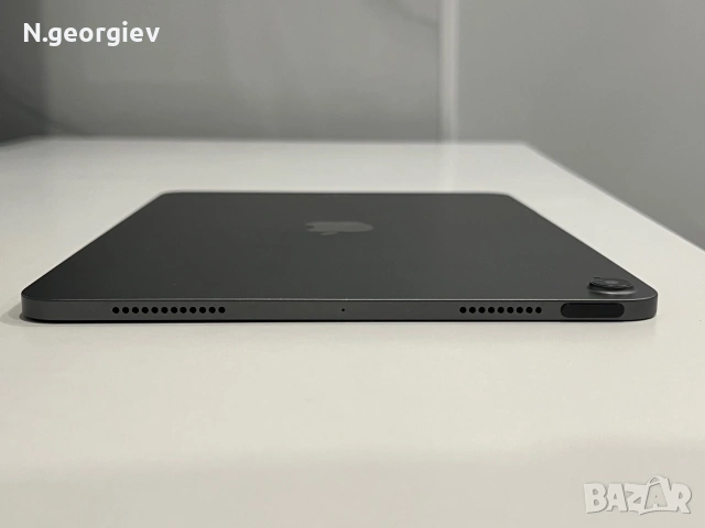 Apple iPad Air 5 (2022) M1 – Отлично състояние, снимка 5 - Apple iPhone - 55023422