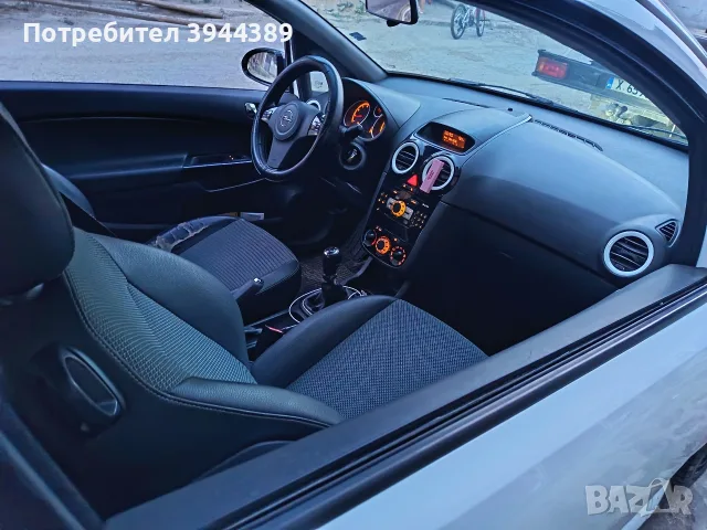 Опел корса 1.2 Бензин, снимка 8 - Автомобили и джипове - 55695335