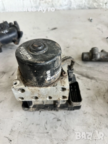 ABS модул за Vw Golf 4, снимка 2 - Части - 55470886