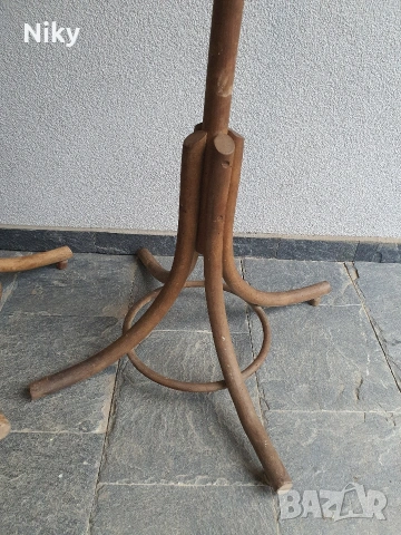 Виенски закачалки 2 броя , снимка 2 - Антикварни и старинни предмети - 54082675