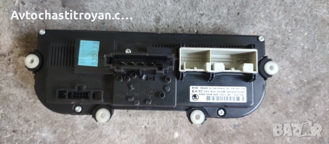 Панел климатроник Skoda Octavia 2, Yeti - 3T0 820 047M, снимка 2 - Части - 54916905