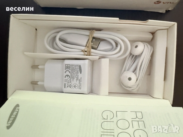 Нов мобилен телефон Samsung Smartphone SM-J320F GALAXY J3 2016 SS 8GB Gold, снимка 2 - Samsung - 55664769