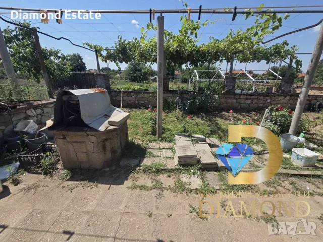 Двуетажна къща с гараж в село Брод, общ. Димитровград, снимка 5 - Къщи - 55311619