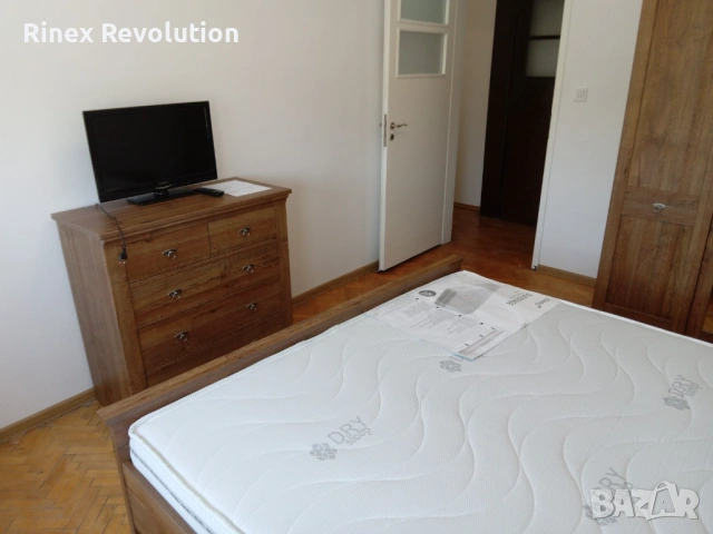 Двустаен апартамент под наем в Центъра, снимка 2 - Апартаменти - 54069383