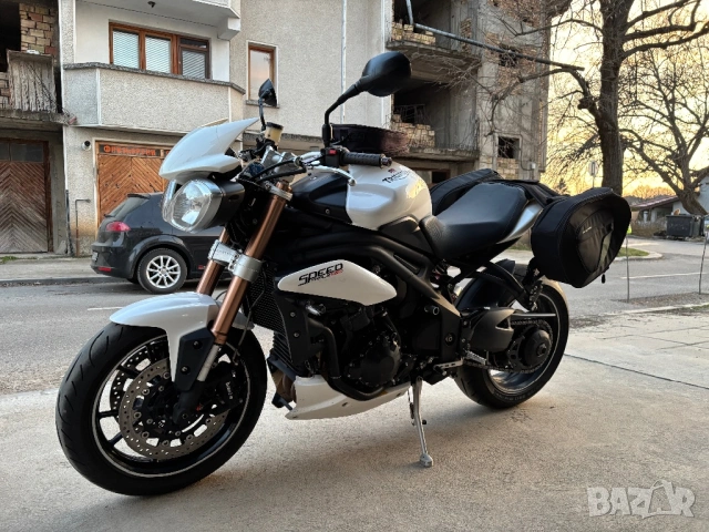 Triumph Speed Triple 1050 ABS BREMBO REMUS, снимка 4 - Мотоциклети и мототехника - 54774459