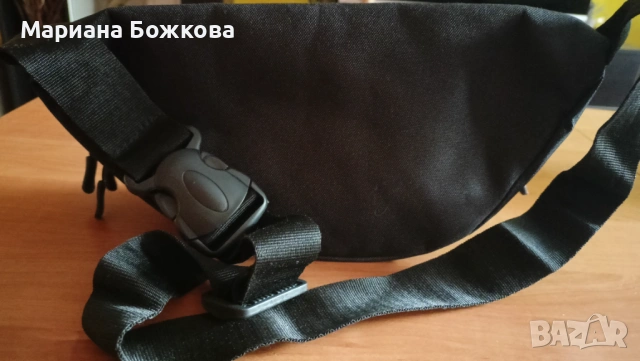 Чанта за кръст , снимка 6 - Чанти - 54937336