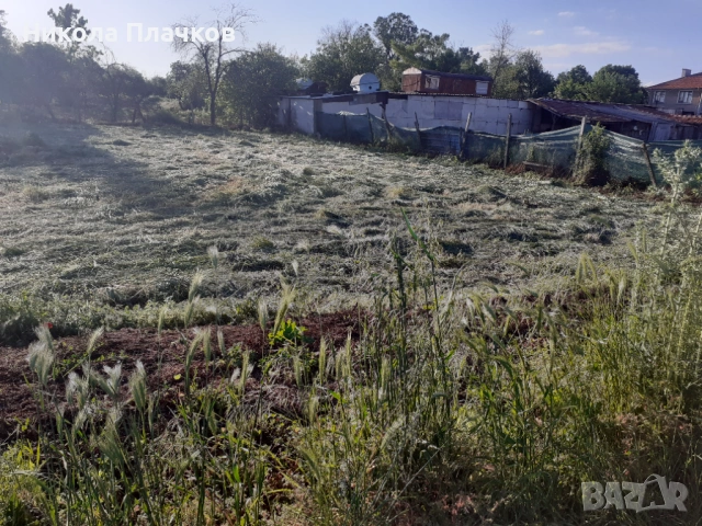 Продавам двор 600кв. С.чернозем  близък до жп.спирка, снимка 3 - Парцели - 54685774