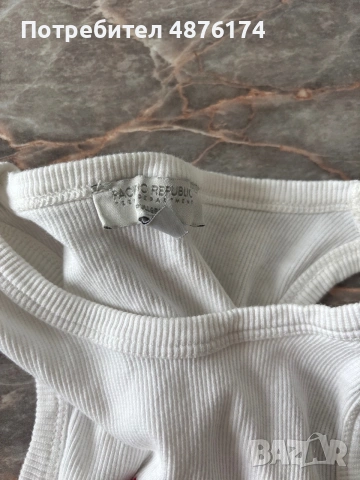Crop top pull&bear, снимка 3 - Корсети, бюстиета, топове - 55219090