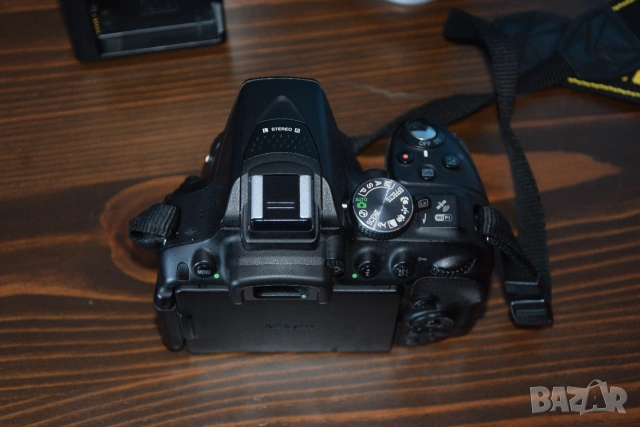 Nikon D5300 + Nikon AF S DX NIKKOR 18-55 мм VR, снимка 6 - Фотоапарати - 54976210
