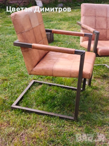 Конзолен трапезен стол в ретро индустриален стил, изработен от естествена кожа и метал. , снимка 3 - Столове - 54179904