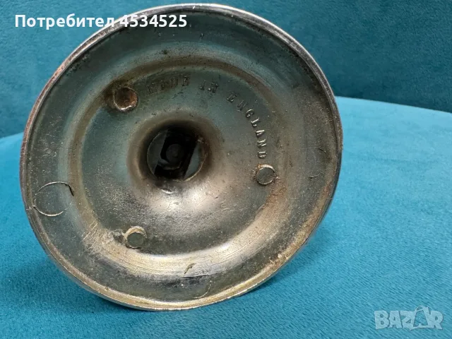 Елегантен посребрен свещник „Grape Vine“ – Англия, ок. 1920–1950 г., снимка 3 - Антикварни и старинни предмети - 55586513