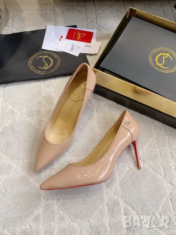 Christian Louboutin Kate 85 Patent Pumps – Nude Beige, снимка 4 - Дамски обувки на ток - 55417805