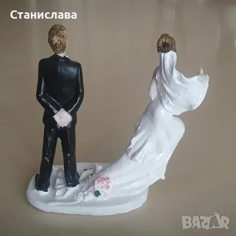 Пластмасова фигурка младоженци, снимка 2 - Декорация - 55415641