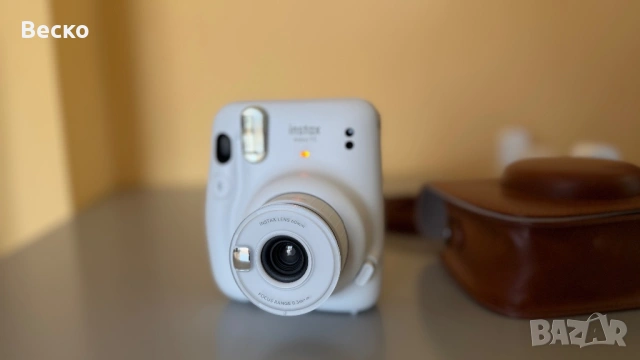 Fujifilm Instax Mini 11 + Калъф и 10 Снимки, снимка 5 - Фотоапарати - 54535230