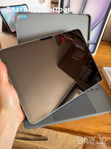 Ipad Air 11 (M3) 128GB + Apple Pencil Pro + Logitech Combo Touch, снимка 8 - Таблети - 54213014