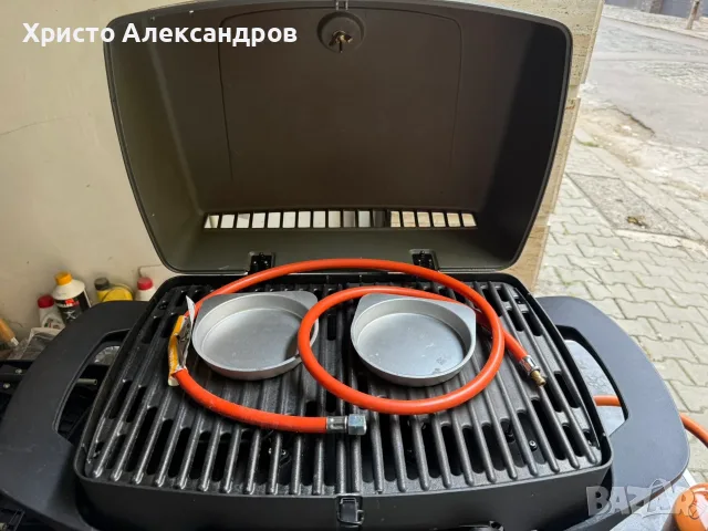 Газово барбекю Enders Urban PRO , корпус алуминий, скари чугун, те се завъртат и стават плоча, снимка 2 - Барбекюта - 54948244