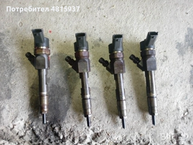 Дюзи 0445110 110-В 4 броя 120-евро за Рено Сценик 1.9dci 120k.с 2006г 