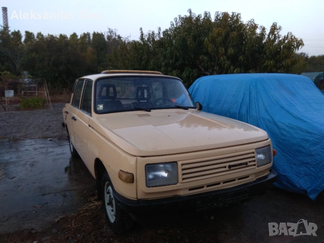 Продавам Вартбург цял за части , снимка 6 - Автомобили и джипове - 54953917