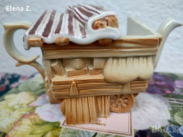 Royal Albert Old Country Roses - рядък колекционерски чайник Cardew, снимка 11 - Декорация за дома - 54107092