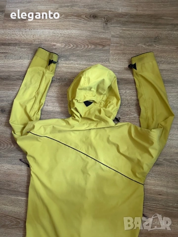 Висок клас мъжко яке Klattermusen  HardShell Asynja 20.000мм Jacket , M размер, снимка 9 - Якета - 54654167