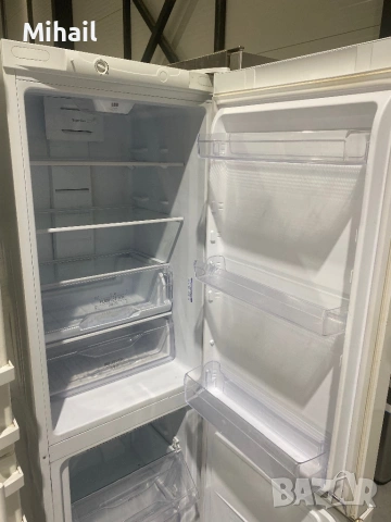 Хладилник с фризер Indesit XIT8 T1E W No Frost 189см, снимка 2 - Хладилници - 54862770
