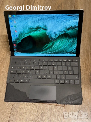 Microsoft Surface Pro 5 i5-7300U/8RAM/256SSD/Intel HD Graphics 620/QHD Touch