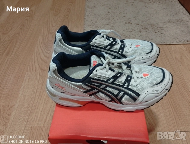 Дамски маратонки ASICS 