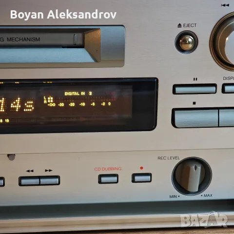 Аудиофилски MiniDisc плеър Onkyo MD-122 с оригинално дистанционно, снимка 6 - Декове - 55568830
