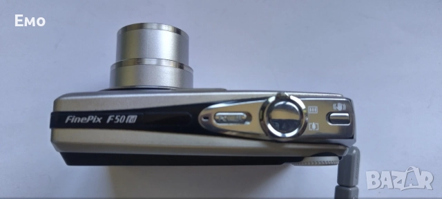 Цифров фотоапарат Fujifilm Finepix F50fd, снимка 3 - Фотоапарати - 54718024