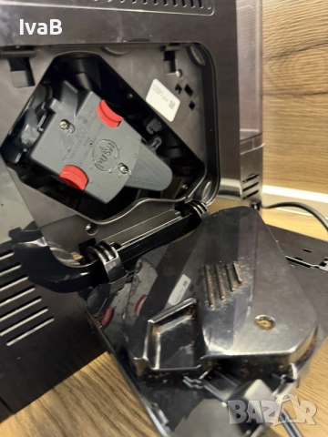 Автоматична еспресо машина De'Longhi Autentica Cappuccino ETAM 29.660.SB, 1450W, 5 вида напитки, снимка 5 - Кафемашини - 55161106