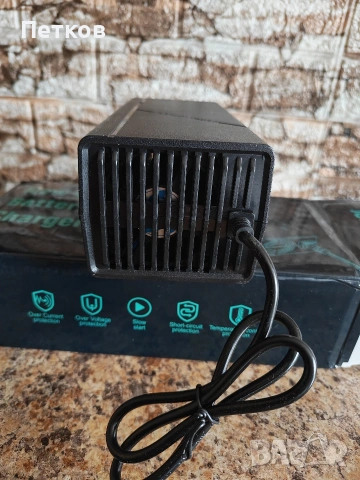 Зарядно за акумулатори 24V 10А , снимка 3 - Аксесоари и консумативи - 54053823