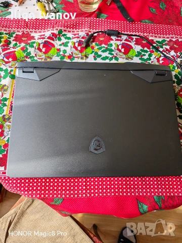Продавам лаптоп MSI , снимка 13 - Лаптопи за игри - 54375175
