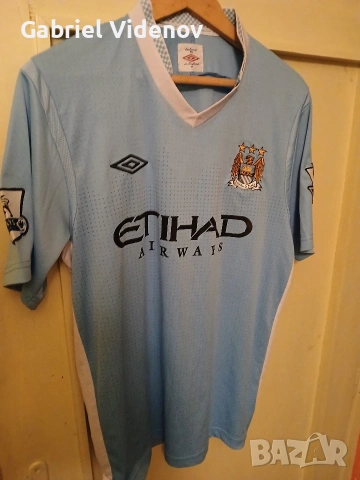 Тениск на Манчестер Сити.