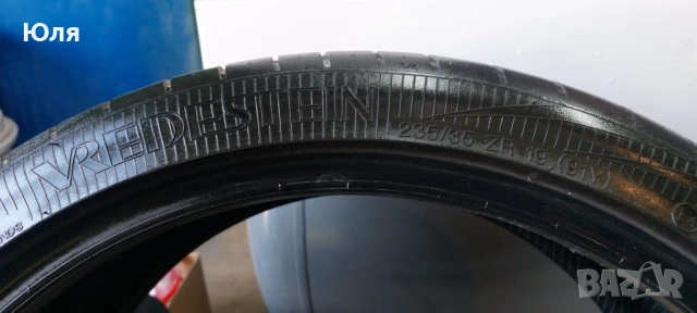 Гуми лято 235/35/19, снимка 4 - Гуми и джанти - 54194610
