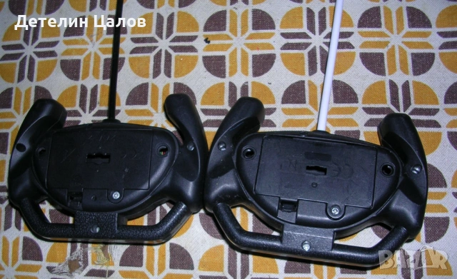 Два броя дистанционно за радиоуправляеми коли автомобили джипчета, снимка 2 - Друга електроника - 54694254