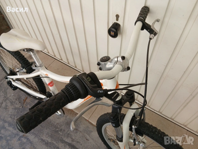 Детски алуминиев велосипед Specialized 20 цола, отличен , снимка 5 - Велосипеди - 54718354