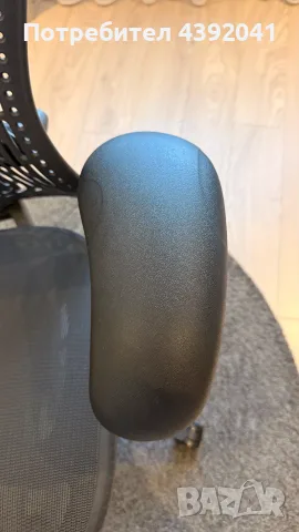 Herman Miller Mirra 2 - Офис Стол с TriFlex облегалка - Като Нов! , снимка 4 - Столове - 53633452