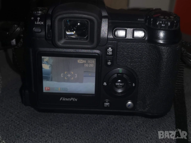 Фотоапарат FUJIFILM FinePix S5600, снимка 10 - Фотоапарати - 54326283