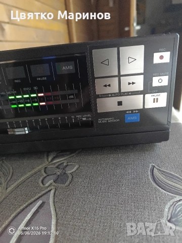 Реверсивен касетен дек Sony TC-V55R, снимка 8 - Декове - 54458803