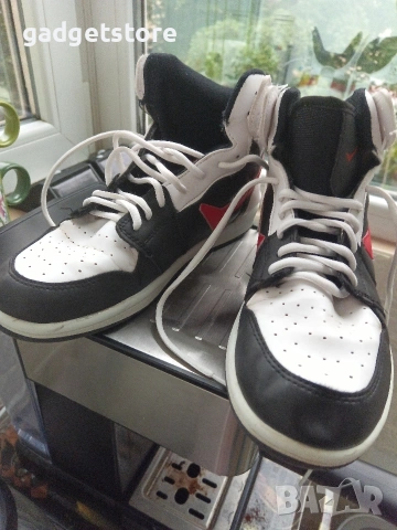 Маратонки / кецове Nike, снимка 3 - Маратонки - 54559371