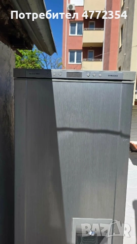 Хладилник Samsung , снимка 2 - Хладилници - 54318171