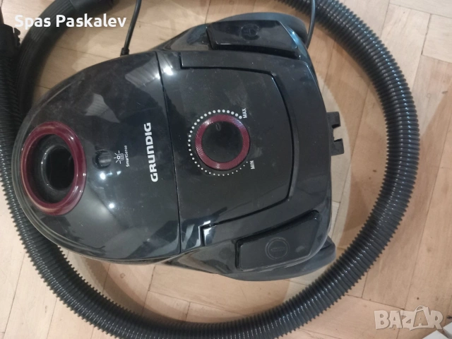 Продавам чисто нова прахосмукачка Gruding VVC 3850A