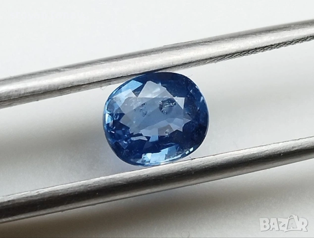 Инвестиционен сапфир с изключително красив цвят 1.42 карата! Сертификат!, снимка 11 - Други - 54195239