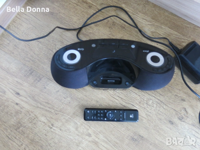 Logitech Pure-fi Dream iPhone докинг станция с Bluetooth, снимка 2 - Аудиосистеми - 54357187