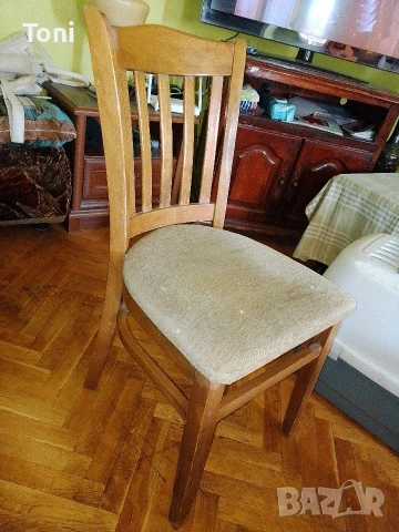 дървен стол , кухненски стол 