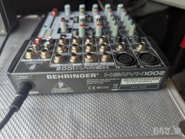 Behringer Xenyx 1002 смесителен пулт, снимка 6 - Други - 47340549