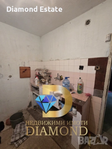 Двуетажна къща в село Нова Надежда, обл. Хасково, снимка 6 - Къщи - 46882081
