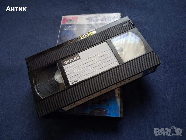 Видеокасета VHS Батман се Завръща, снимка 3 - Други жанрове - 54126809