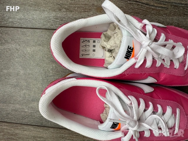 Дамски НОВИ маратонки Nike Pacific, снимка 6 - Маратонки - 54878068